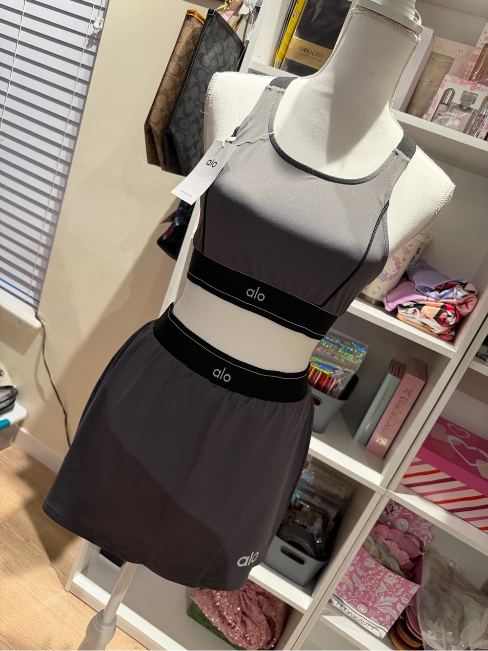 ALO Yoga Women's Charcoal Gray Sports Bra & Skort Set